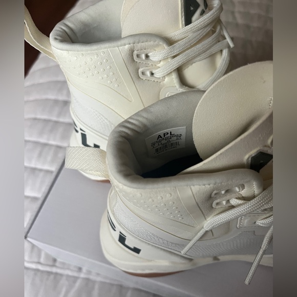 Women's TechLoom Defender
Ivory / Fatigue / Gum size 9 - Picture 6 of 6